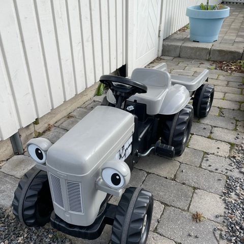 Gråtass traktor