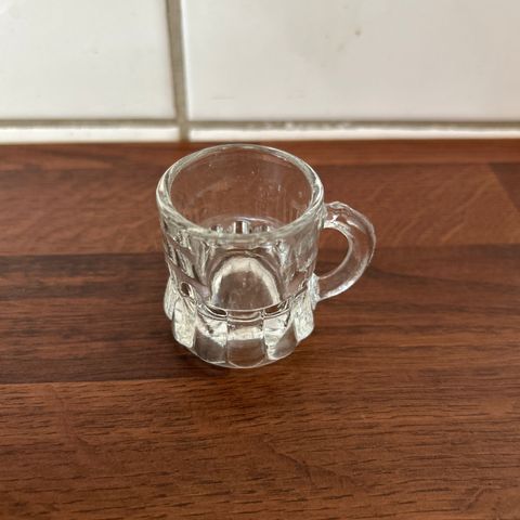 shot glass? Bitteliten seidel