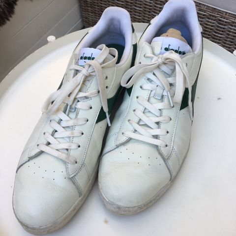 Diadora sko grön i st 48