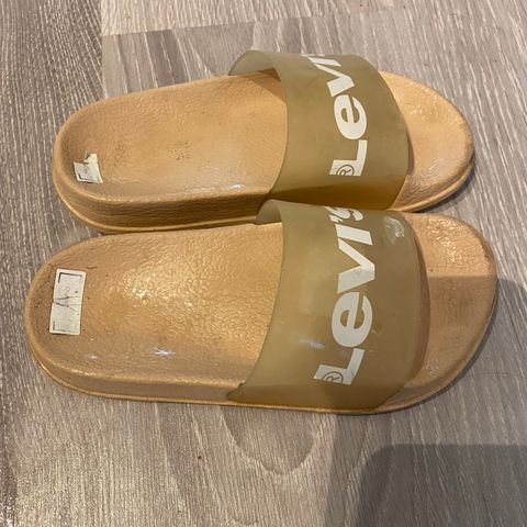 Levis slippers