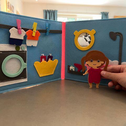 Årets gave! Fantastisk montessori aktivitetsbok for barn!