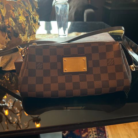 Louis Vuitton Eva Damier