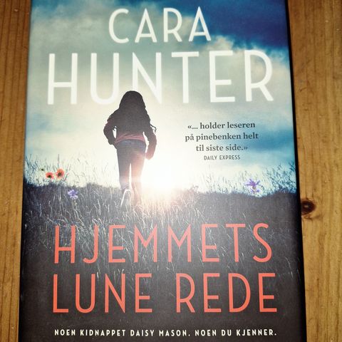 Cara Hunter "Hjemmets lune rede"