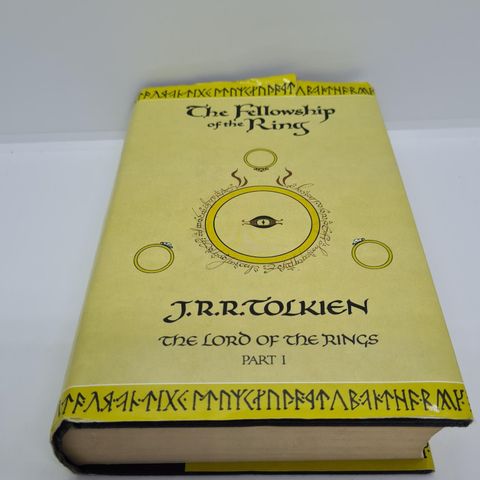 The fellowship of the Ring, the lord of the rings part 1 - J.R.R. Tolkien