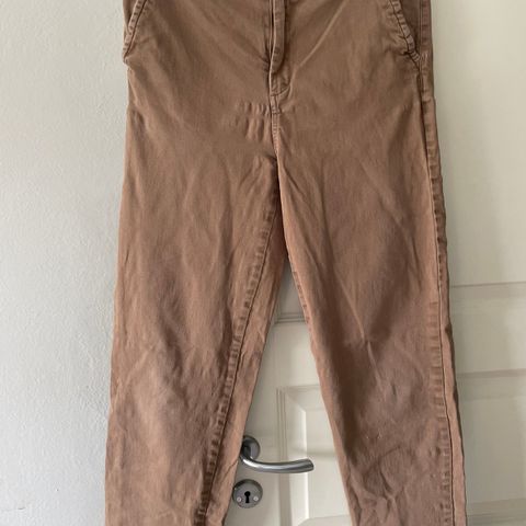 Beige chinos-bukse