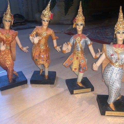 4 Thailand -Håndlaget Dukker / Figurer *Fra 50/70-Tallet *Samleobjekt -Vet Du?