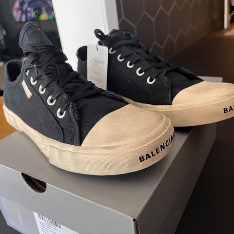 Splitter nye Balenciaga Sneakers Størrelse: 43