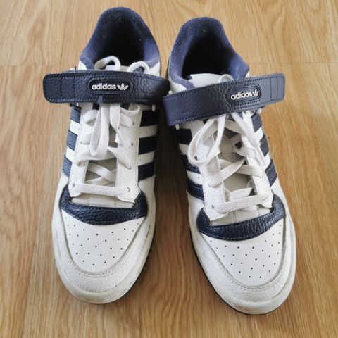 Adidas forum lav str 38