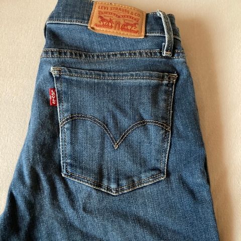 Levis 710 super skinny