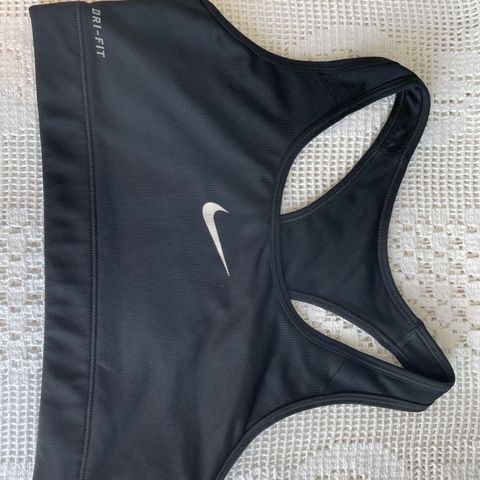 Sportsbh NIKE dri-fit S