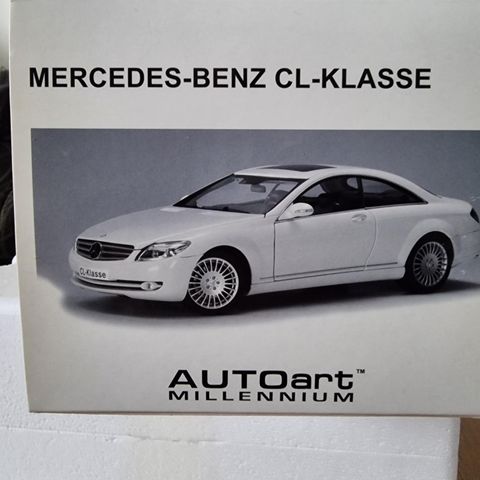 1/18 Autoart Mercedes Benz CL