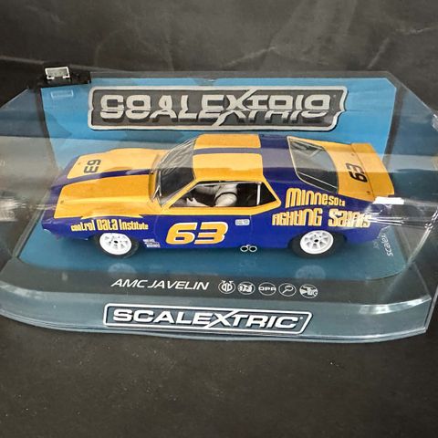 Ny i eske Scalextric AMC Javelin bilbane bil med digital plug og i skala 1:32 !