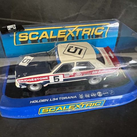 Ny i eske Scalextric Holden L34 Torana med digital plug og i skala 1:32 !