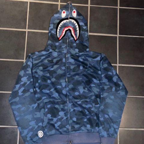 Bape Genser