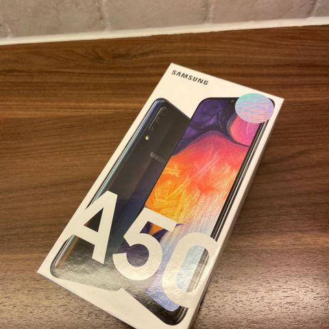 Emballasje til Samsung Galaxy A50 | 128 GB | Ikke telefonen, emballasje