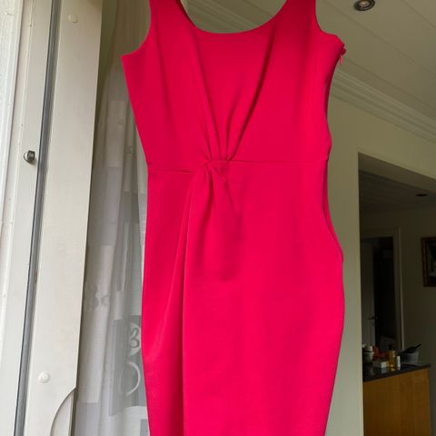 Armani Exchange kjole rosa