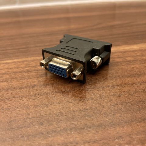 VGA til DVI | Adapter | For dataskjerm/projektor