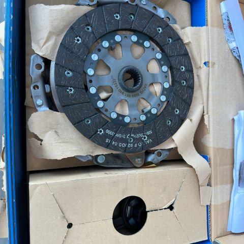 Ubrukt clutch, 325i e9x