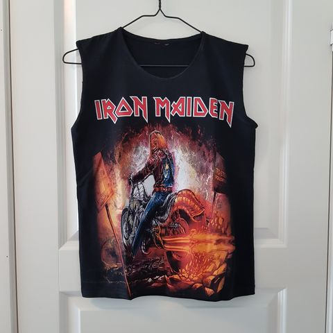 Iron Maiden biker Eddie singlet, logo på ryggen, pent brukt, kan sendes