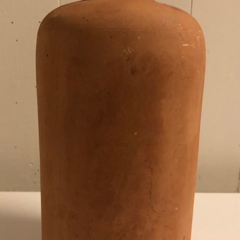 Terracotta urne