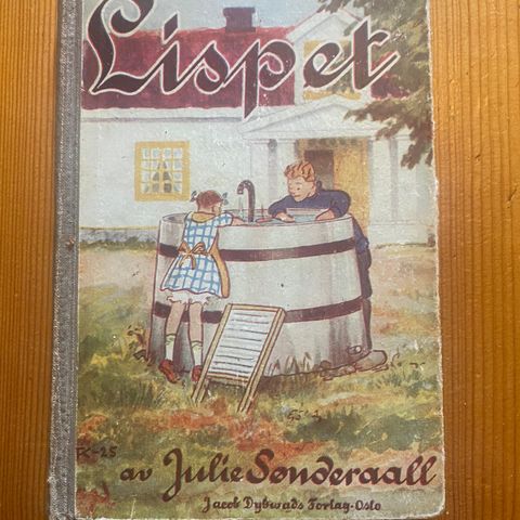 Gammel Bok - Lispet av Julie Sønderaall