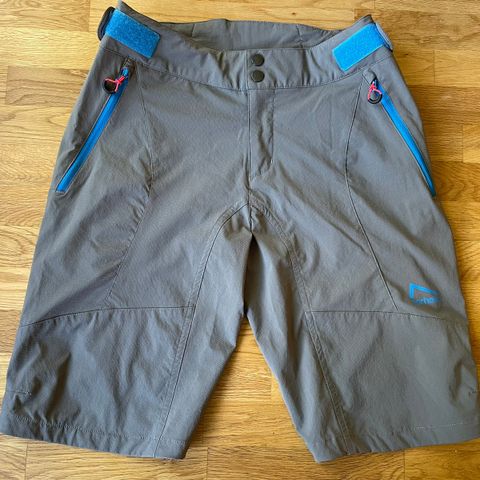 Fin turshorts str XS/S