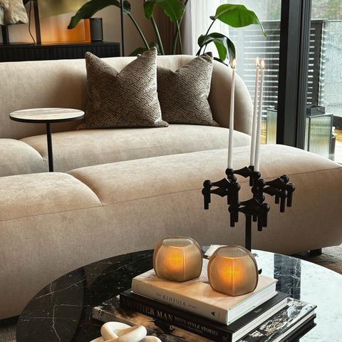 Design Sofa med stor puff(NY PRIS)