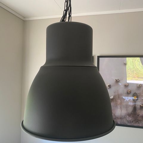 Hektar taklampe fra Ikea