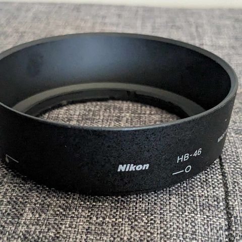 Nikon HB-46 HB 46 hood for DX AF-S Nikkor 35mm f/1.8 G lens