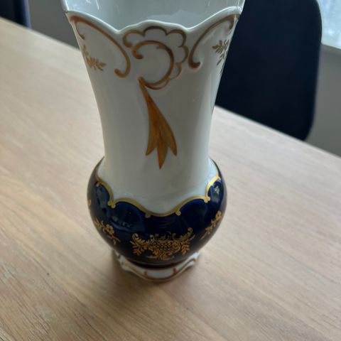 Gamnel Vase