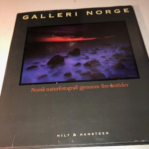 Gry Waage Galleri Norge. Norsk naturfotografi gjennom fire årstider. 1992