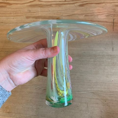 Gro Bergslien kantarell kunstglass vase