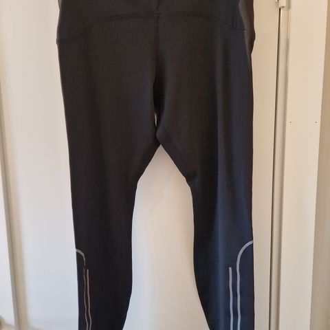 Nike dri-fit tights str L