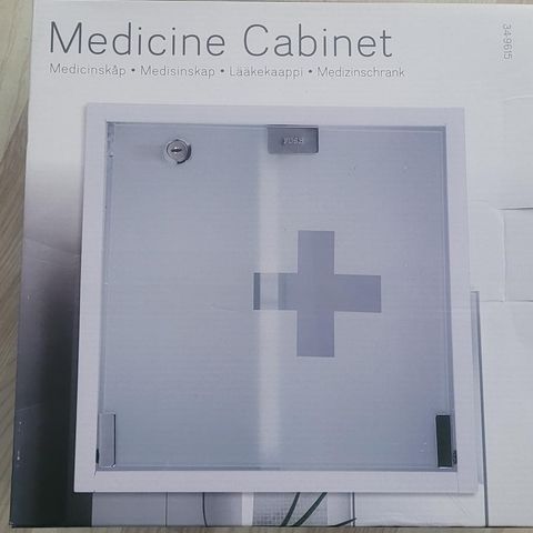 Medisin cabinet