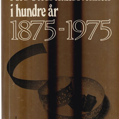 MED FÆDRELANDSVENNEN i hundre år 1875 - 1975