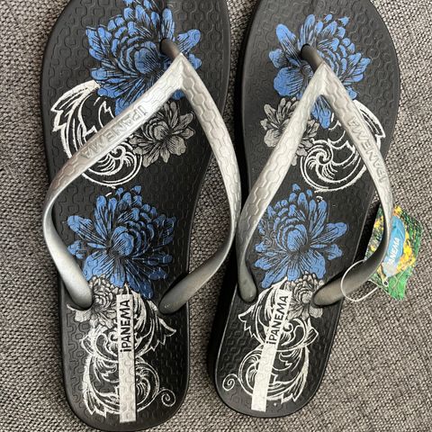 Nye Ipanema flip flops