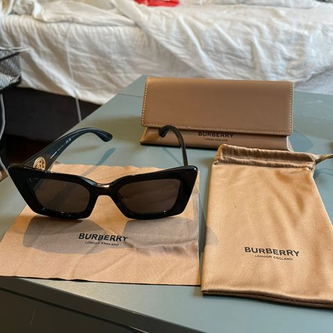 Burberry Solbriller Daisy