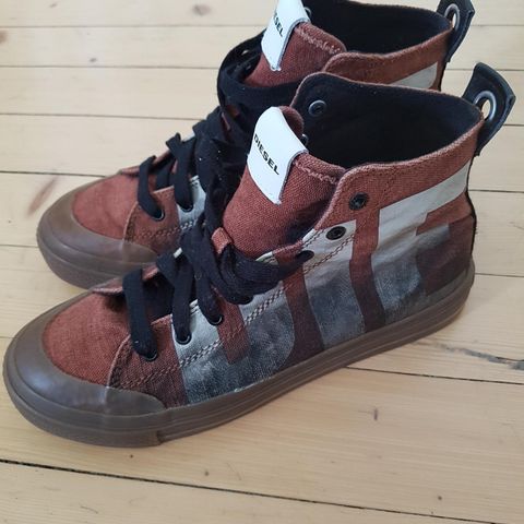 Diesel canvas sko str. 40