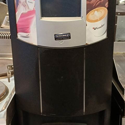 Kvalitets kaffemaskin automatisk Veromatic Cafeja Vista fra EM Drift AS