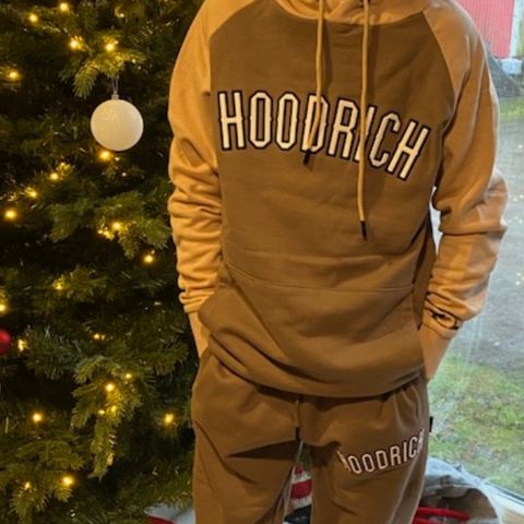 Hoodrich tracksuit