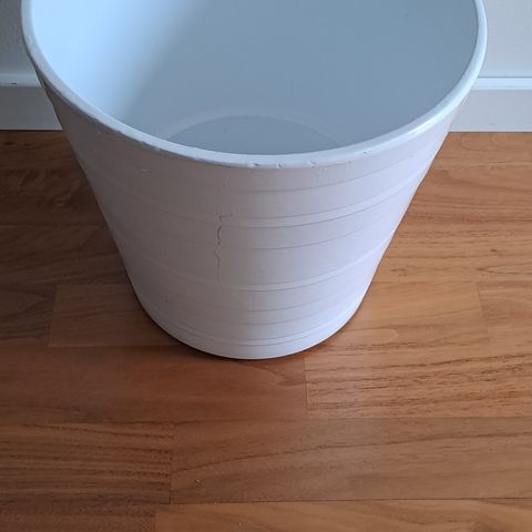 Potte fra IKEA for kr. 200