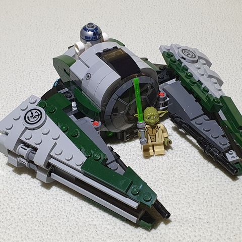 LEGO Star Wars | Yodas Jedi Starfighter (75168)