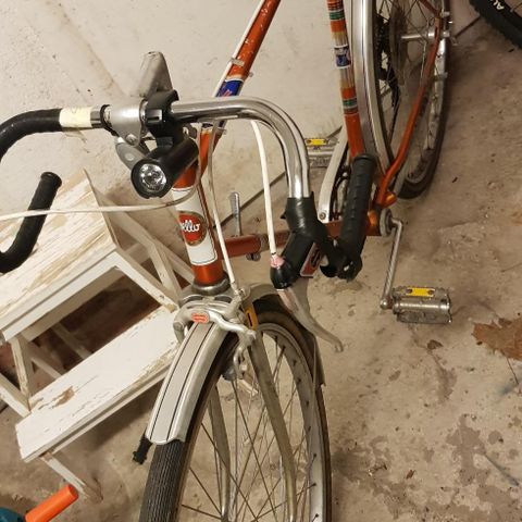 Retro city bike