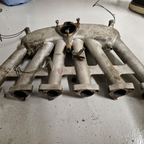 Innsug manifold 164E