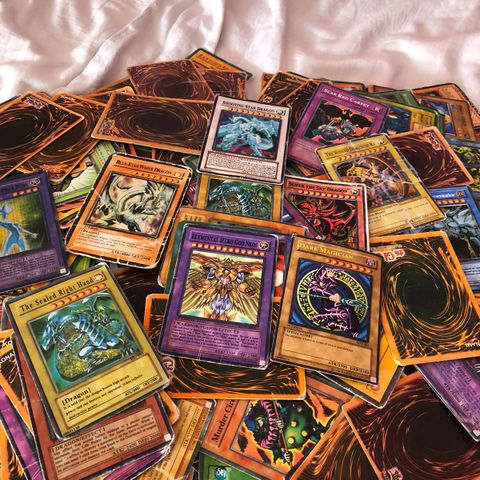 Stor samling av Yu-Gi-Oh kort