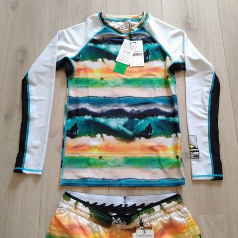 Nye strand/UV-klær/surfeklær i spreke farger!