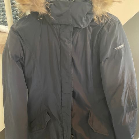 Woolrich parkas str.14 år - pent brukt