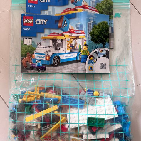 Lego 60253 - Isbil