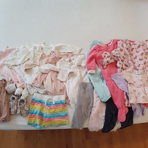 Diverse babyklær