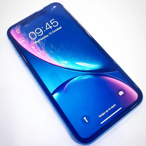 JEG KJØPER IPHONE XR